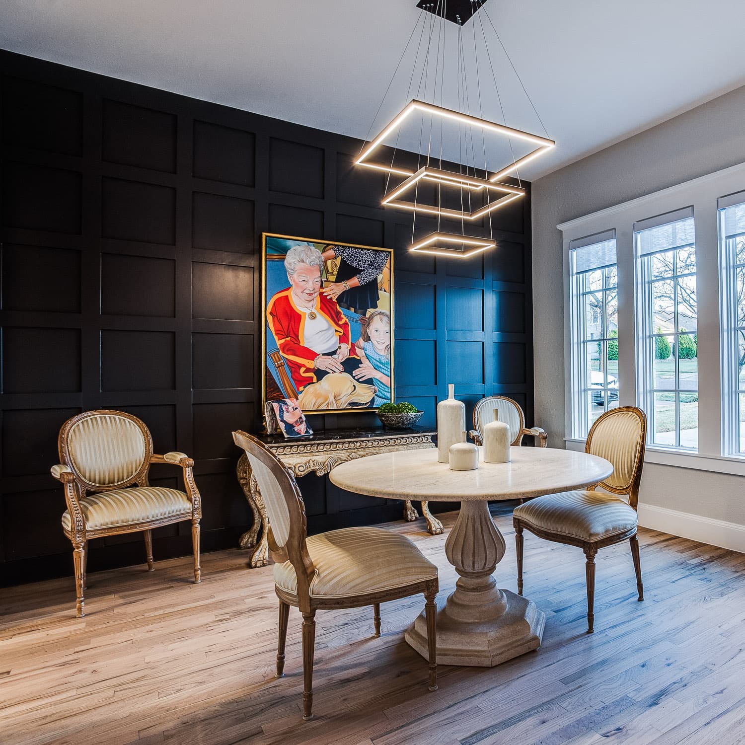 NaturalWood&GrayWall